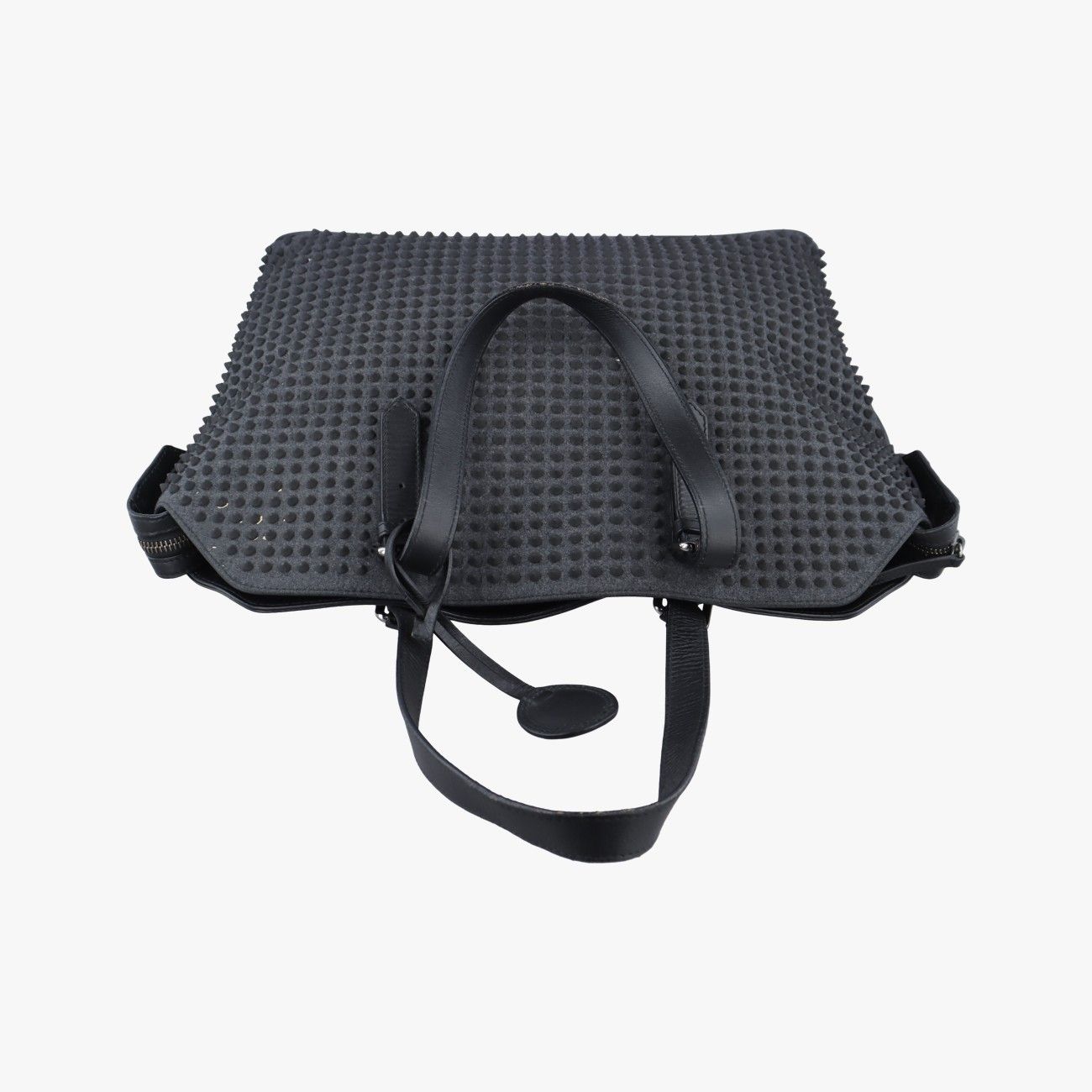 クリスチャンルブタンChristian Louboutinスパイクスタッズ グレー