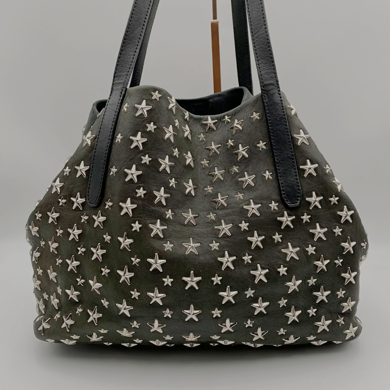 極美品 ジミーチュウ ソフィア L トートバッグ A4可 スタッズ 美品】ジミーチュウ ソフィアL スタースタッズ トートバッグ レザー