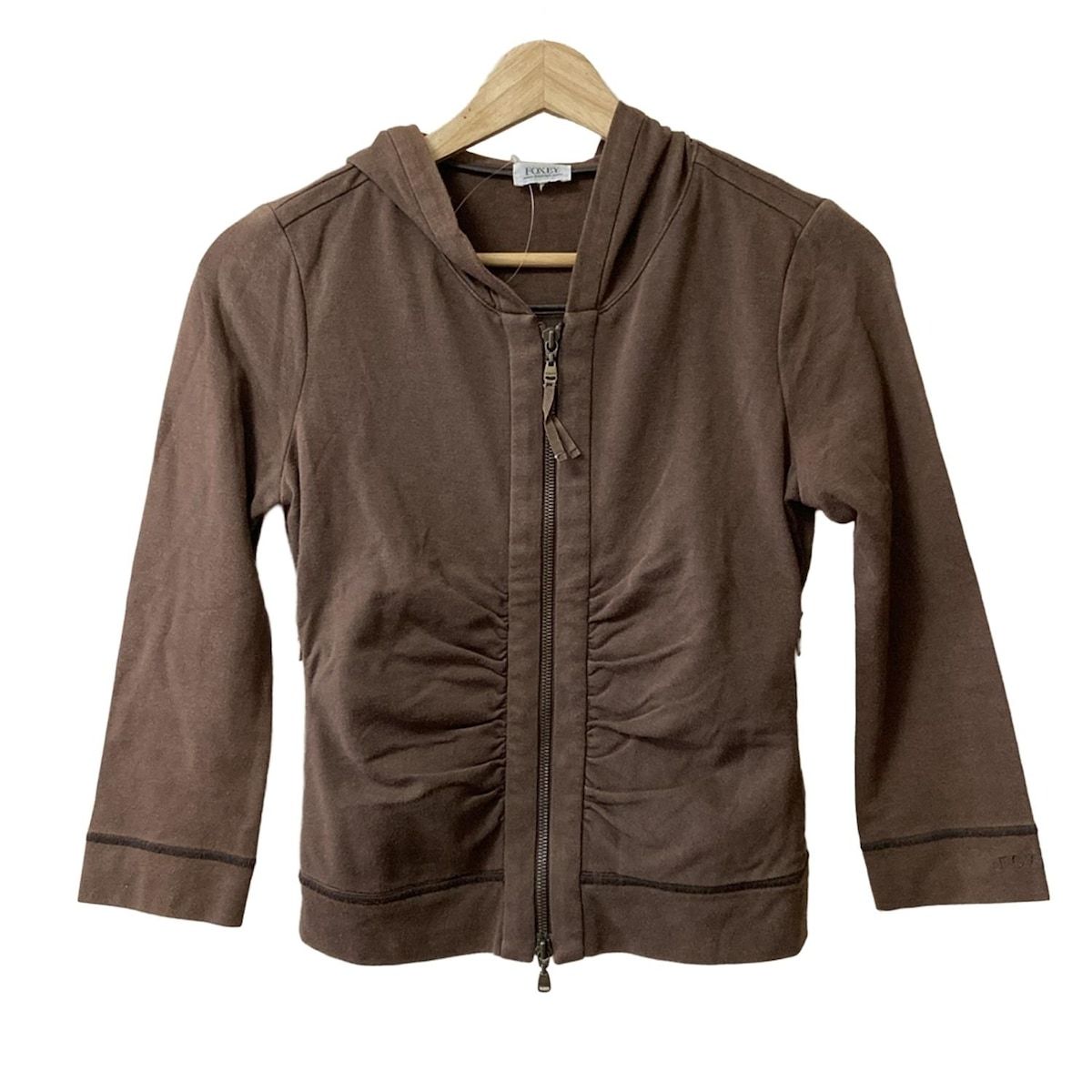 FOXEY フード付きロングパーカー ブラウン　38 ロゴ FOXEY(フォクシー) パーカー レディース - 23779 ブラウン 長袖 - メルカリ