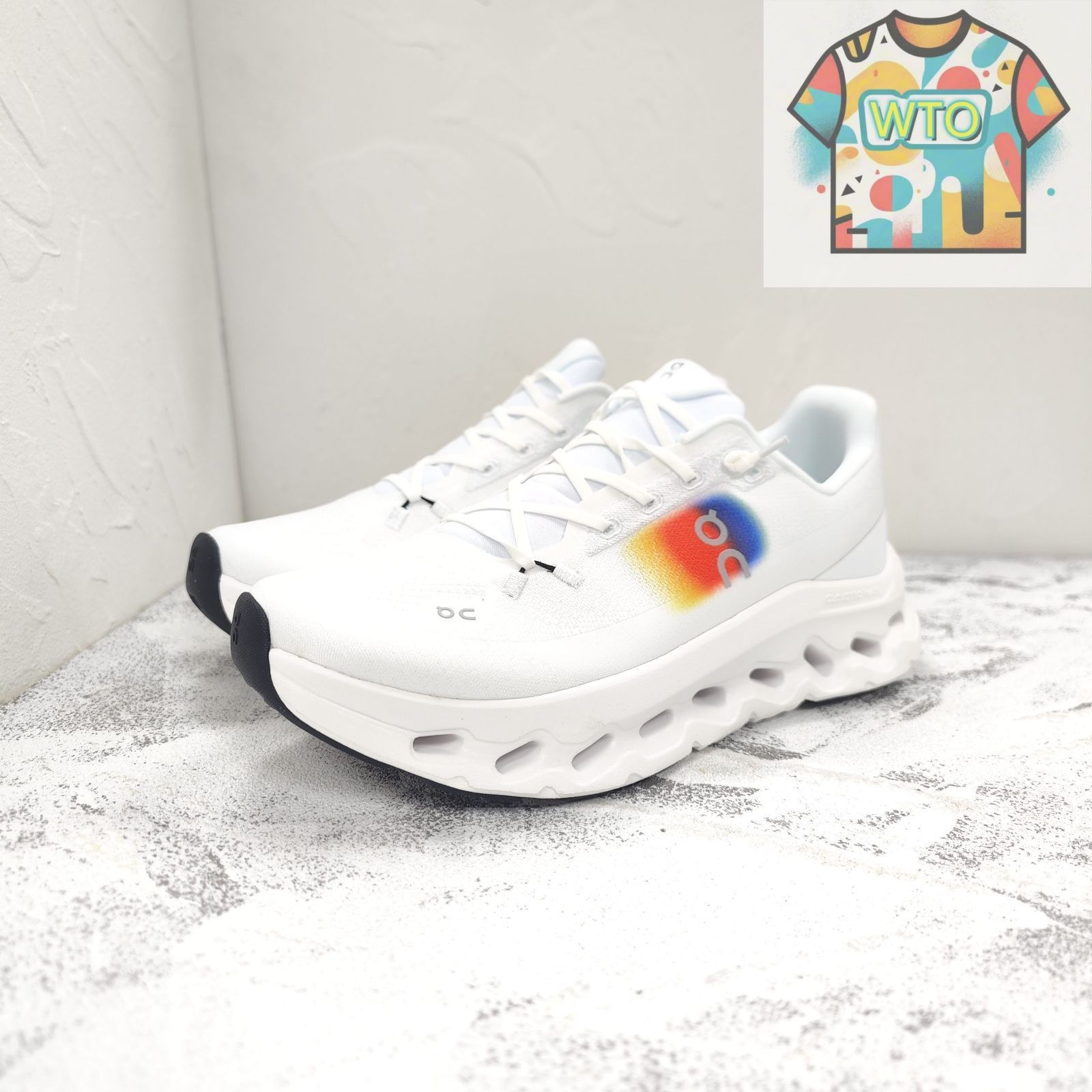 ON Cloudtilt（クラウドティルト）ホワイト スニーカー 男女兼用 未