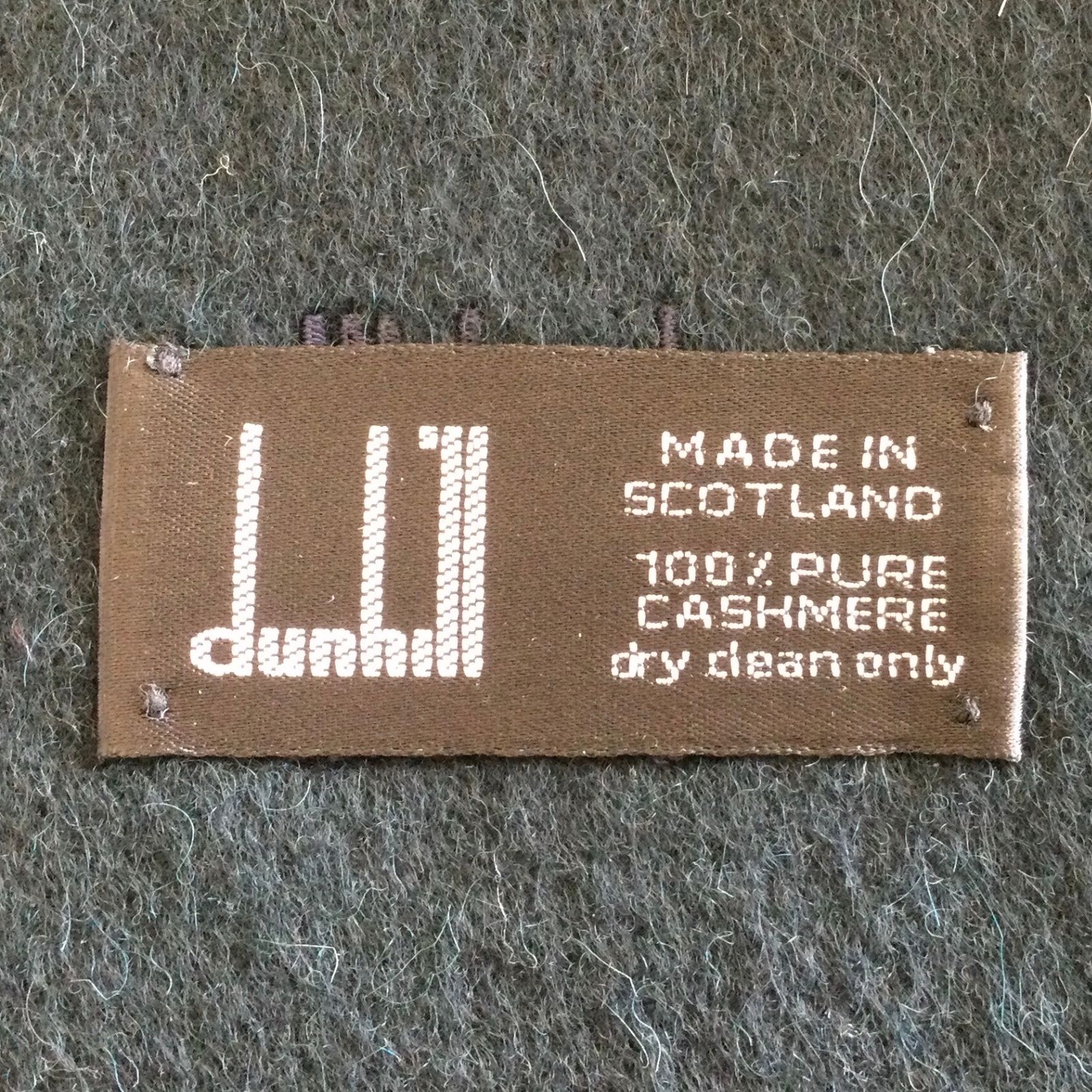 7099 dunhill ダンヒル カシミア100％ マフラー スコットランド製 黒