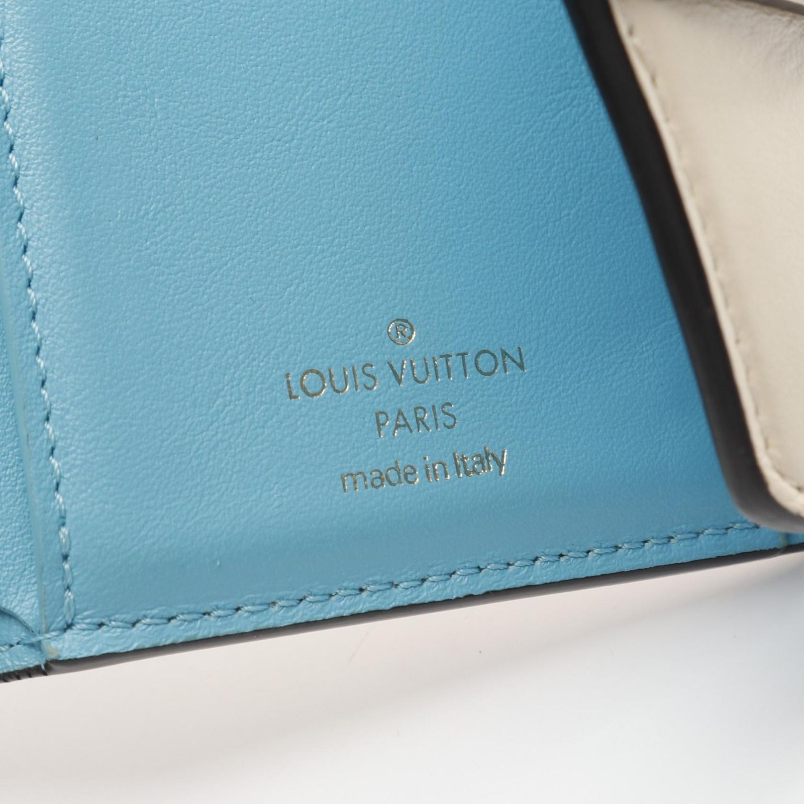 ルイヴィトンポルトフォイユ LV ポンヌフ コンパクト 三つ折り財布