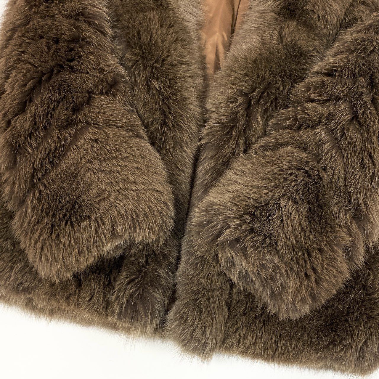 美品 SAGA FOX 銀サガ フォックスファー コート ブラウン 染め 52k19 SAGA FOX サガフォックス 銀サガ 染め ブルーフォックス ファー