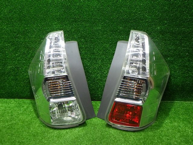 プリウスアルファ テール左右 ZVW40/41 前期 47-47 47-46 トヨタ 寒冷