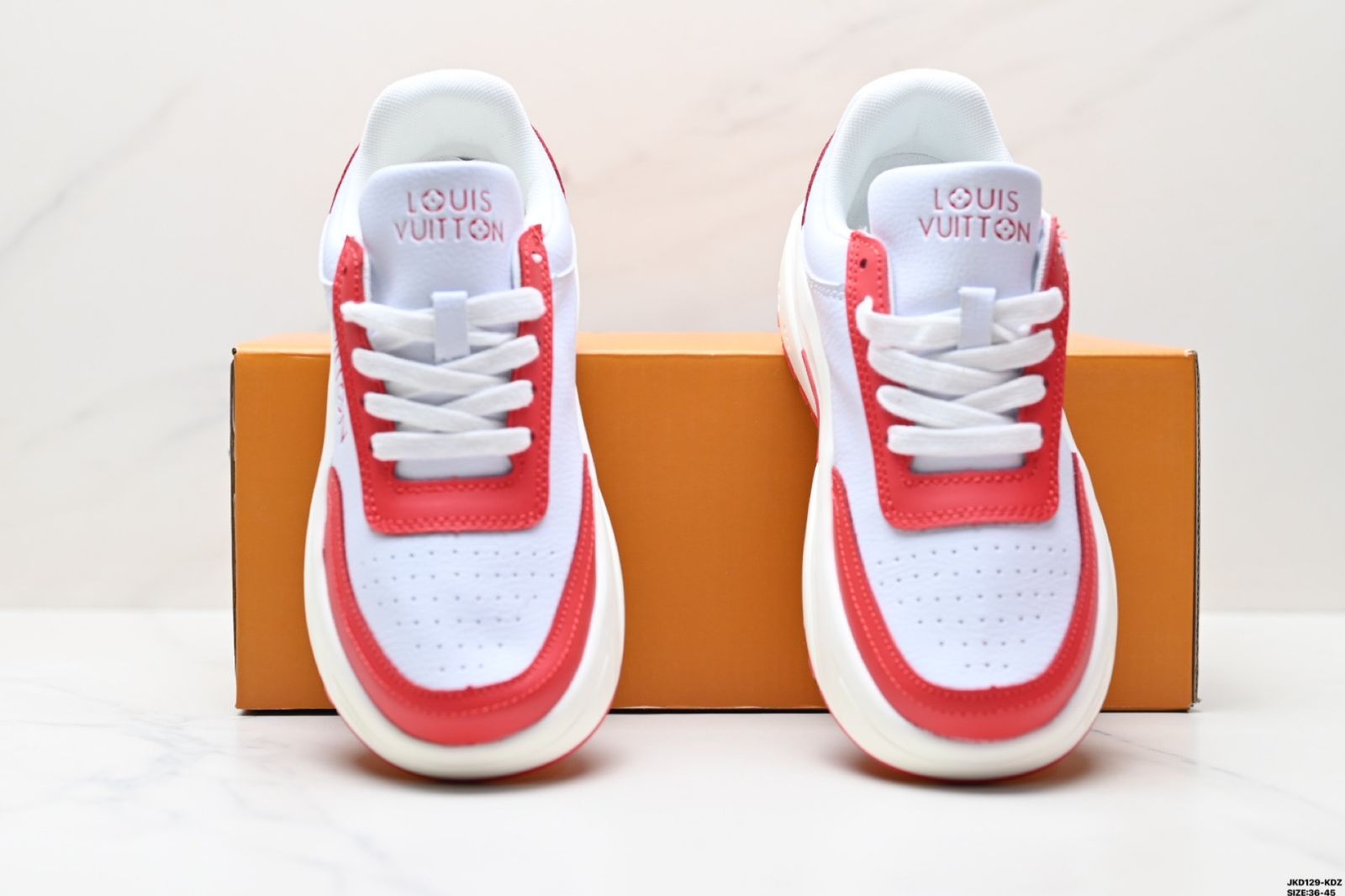 Louis Vuitton ロゴ入りスニーカー ホワイト/レッド Louis Vuitton 23SS スニーカー レッド/ホワイト Louis Vuitton x (RED