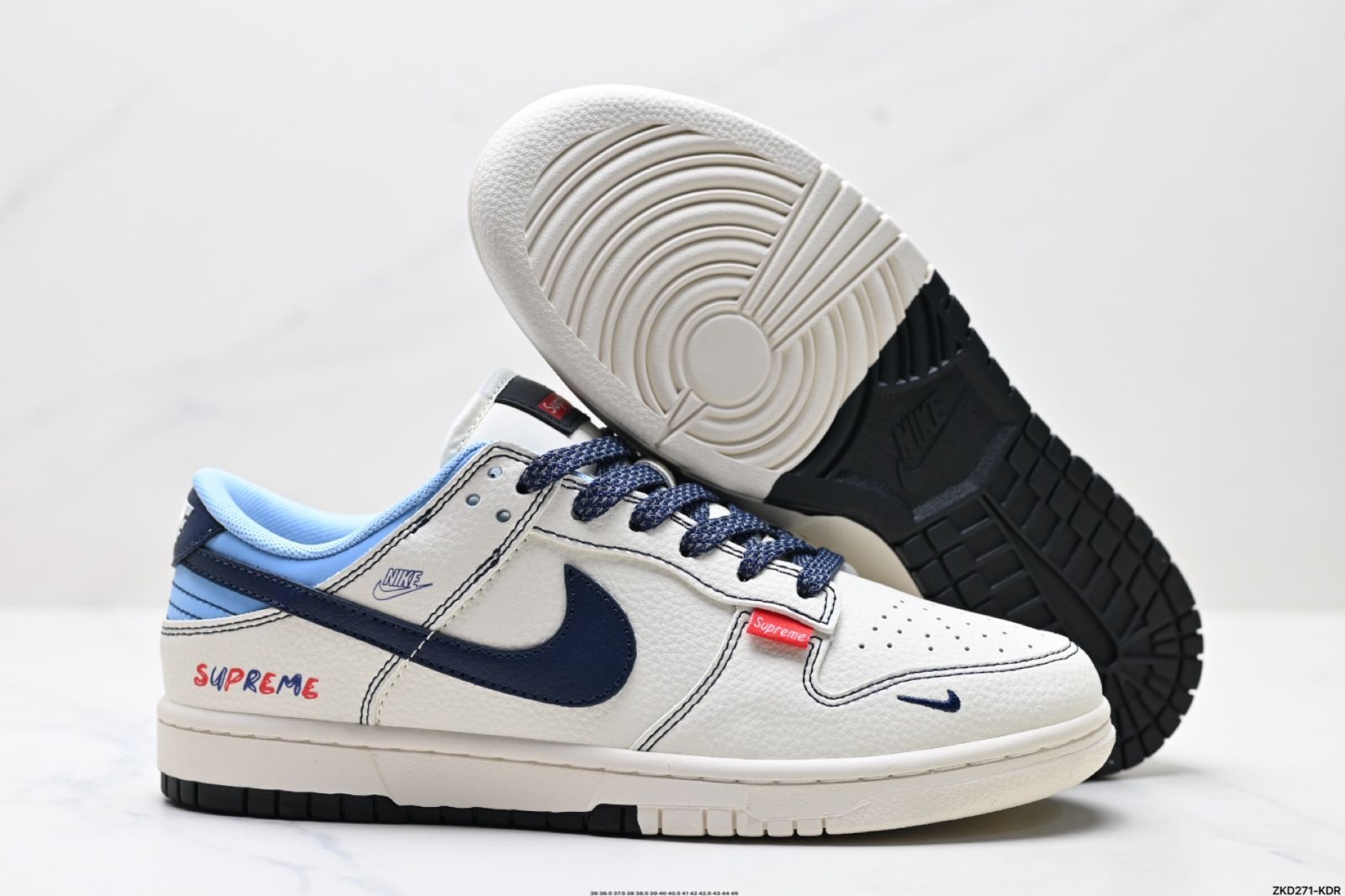 全新未使用Nike Dunk Low x Supreme コラボ スケートボードシューズ