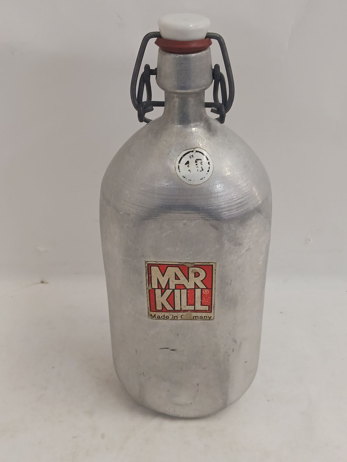 【中古】ドイツ製 マルキル／MARKILL 水筒 1.0L アルミ製 レトロ アンティーク 製造中止品 底凹みあり ゴム部分劣化 キャンプ