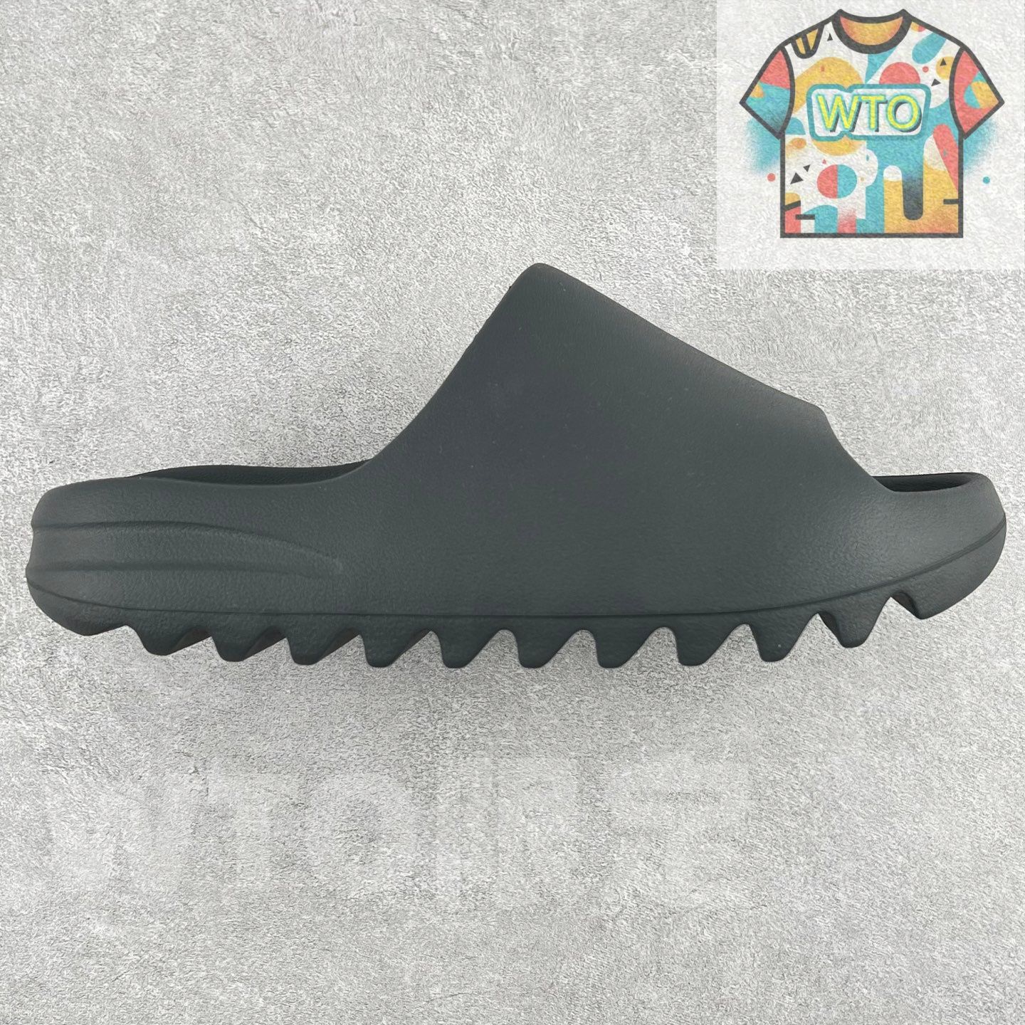 アディダス イージースライド 