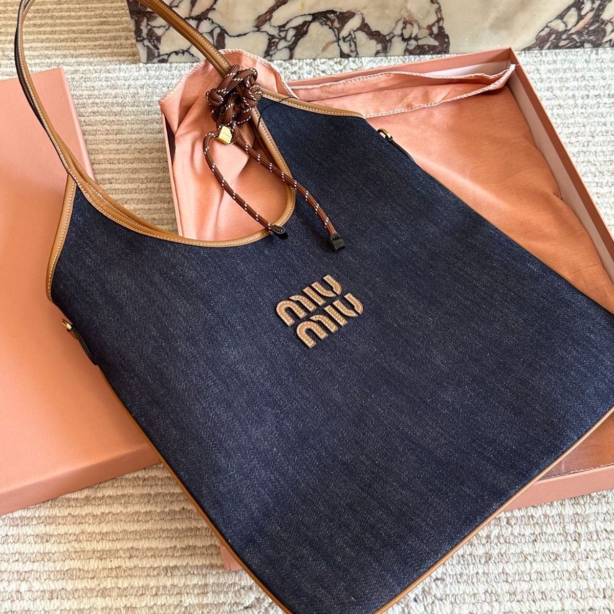 MIUMIU ショルダーバッグ トートバッグ 2way デニム レザー MIUMIU ショルダーバッグ トートバッグ 2way デニム レザー