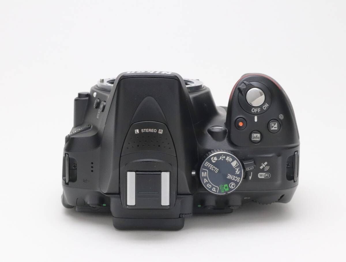 【美品】Nikon D5300 ボディ バッテリー付 ショット数62305回 D5300 ボディの製品画像 - 価格.com