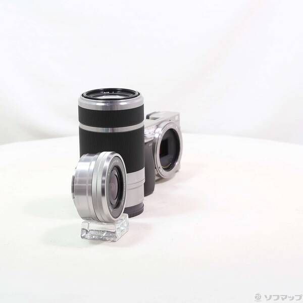 中古品〕 α6000 ダブルズームレンズキット シルバー ILCE-6000Y【348