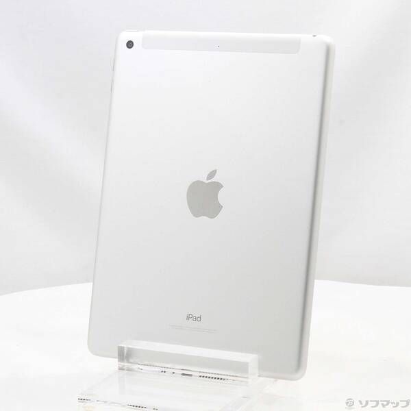 中古品〕 iPad 第5世代 32GB シルバー MP1L2J／A docomoロック解除SIM