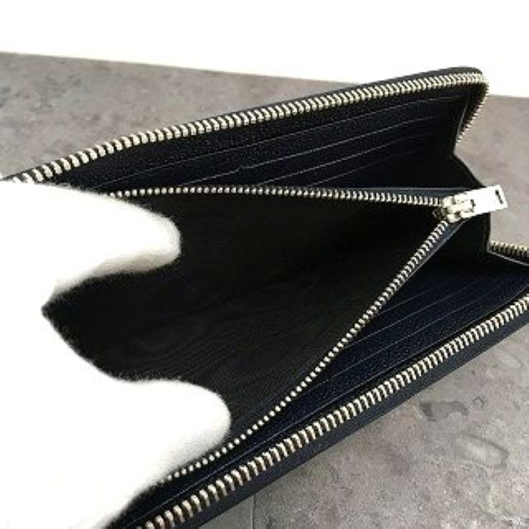 送料込み！ 極美品 YVES SAINT LAURENT ジップウォレット ネイビー YSL