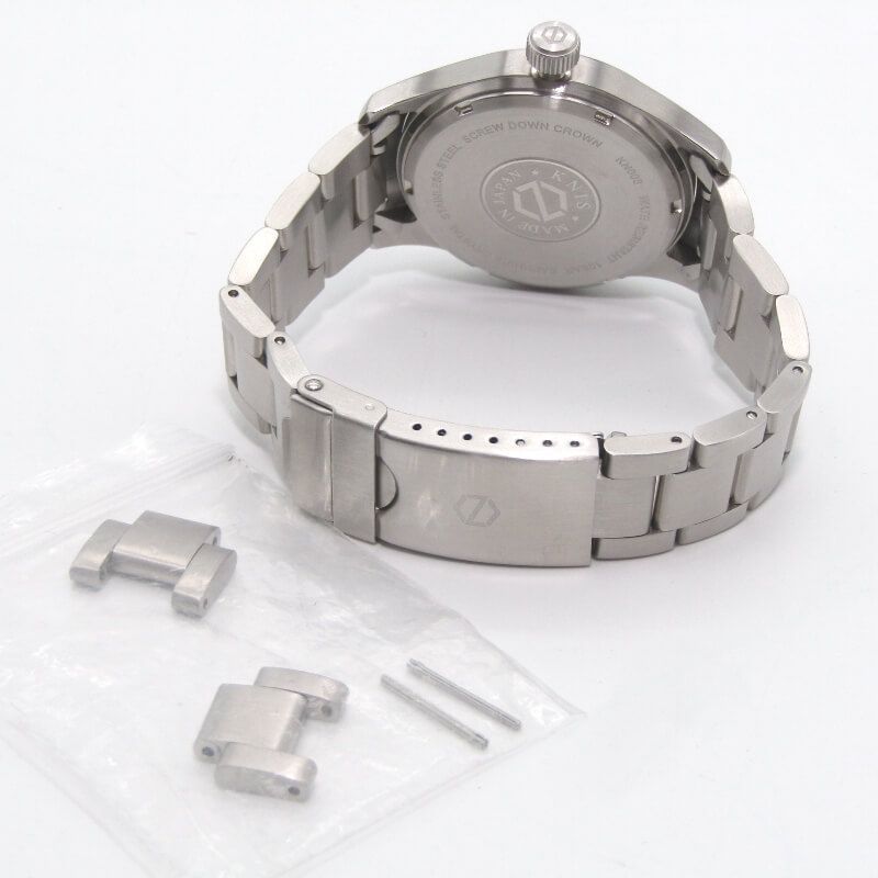 美品 KNIS ニス レトロ ミリタリーウォッチ KN003-WHSS 38mm クォーツ  
