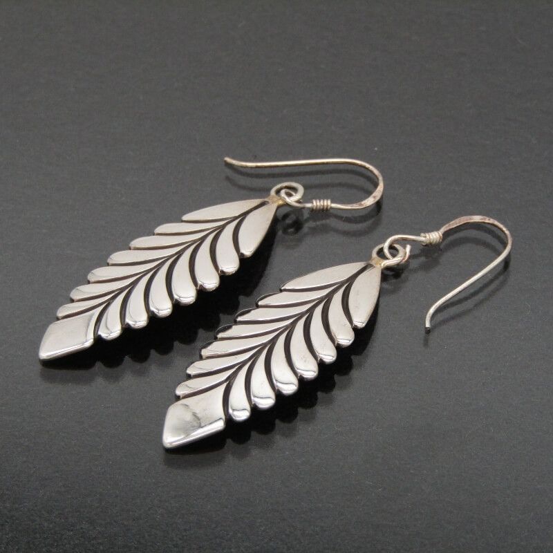 美品 Steve Yellowhorse ナバホ族 ピアス リーフ SY スティーブ