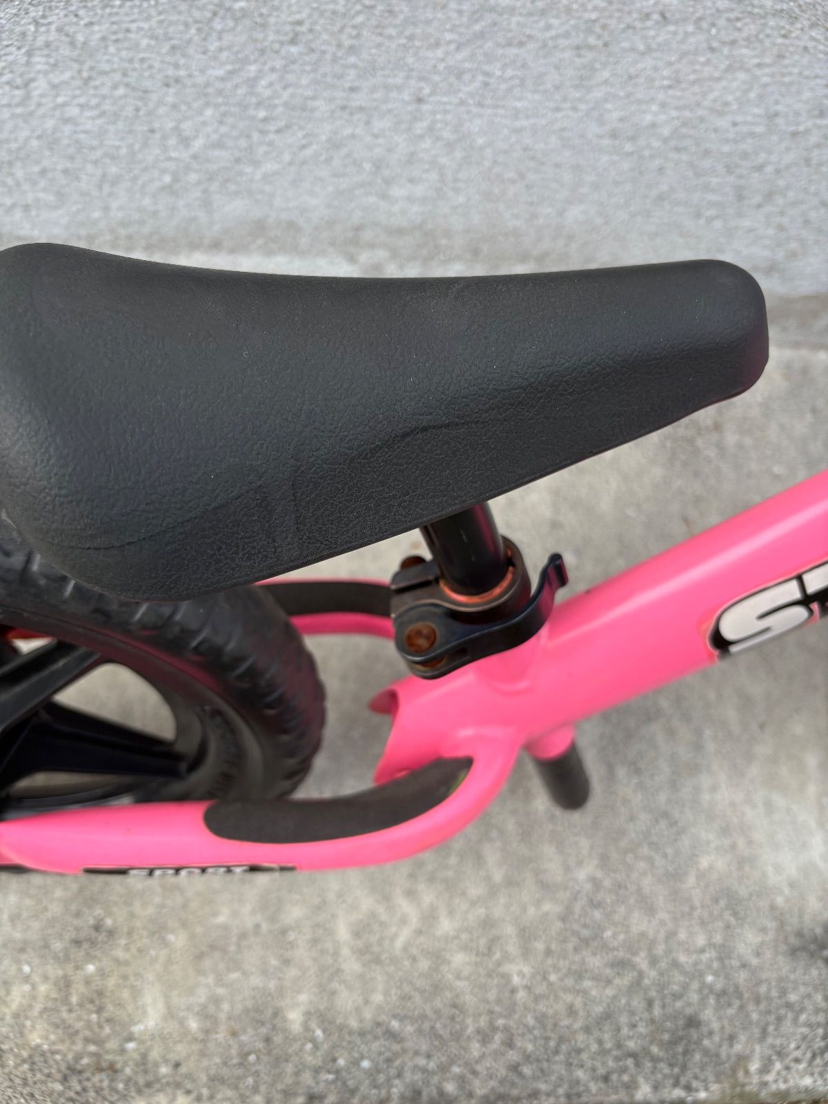 ストライダー 12 スポーツモデル ピンク 日本正規品 ST-S4 STRIDER