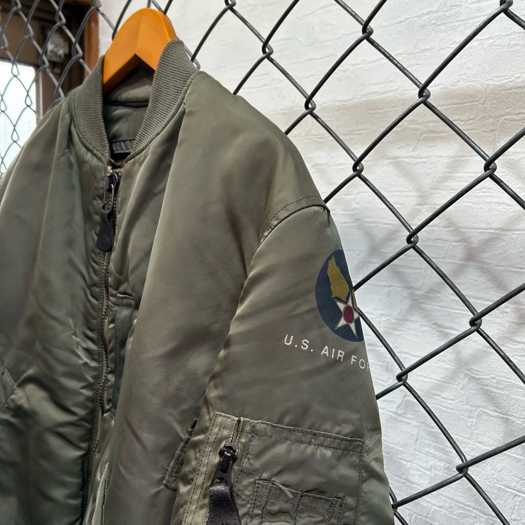 【USA製】90s VINTAGE B-15D（L） USA製】90s VINTAGE B-15D（L） 90s Flight Jacket Vintage 90s Alpha
