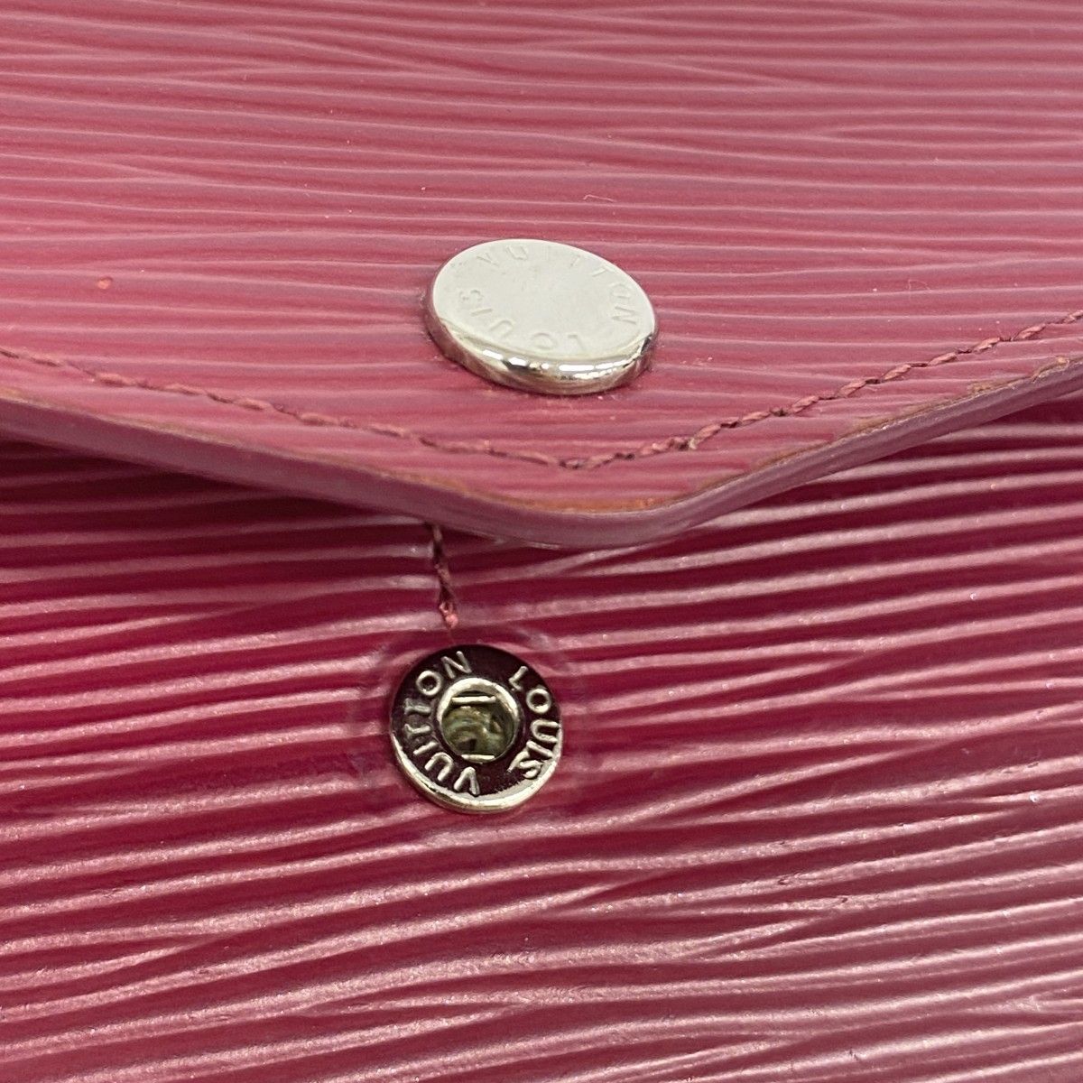 ☆SALE【5ob0506】ルイヴィトン 長財布 エピ ポルトフォイユサラ