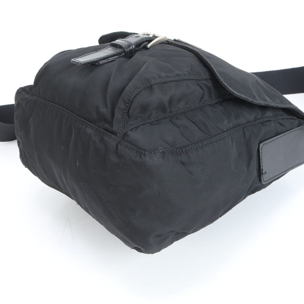 極美品 プラダ ギャランティカード付 テスート ナイロン B8994