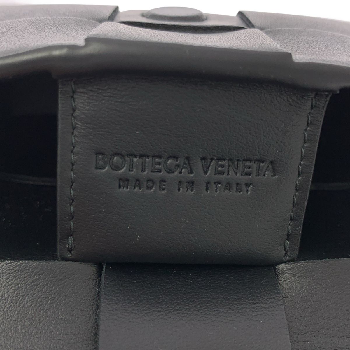 BOTTEGA VENETA / ボッテガヴェネタ | カセット レザー ネック