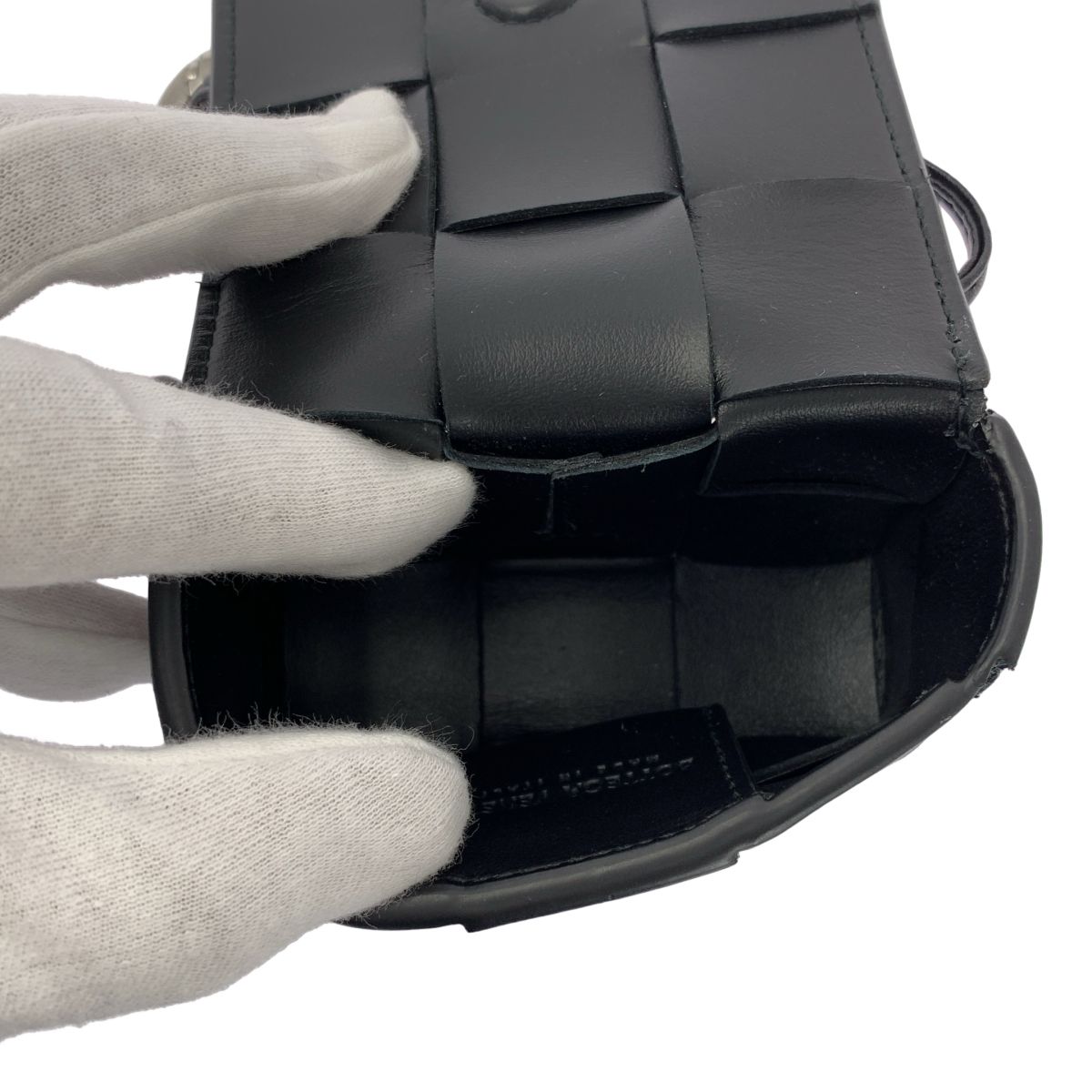 BOTTEGA VENETA / ボッテガヴェネタ | カセット レザー ネック