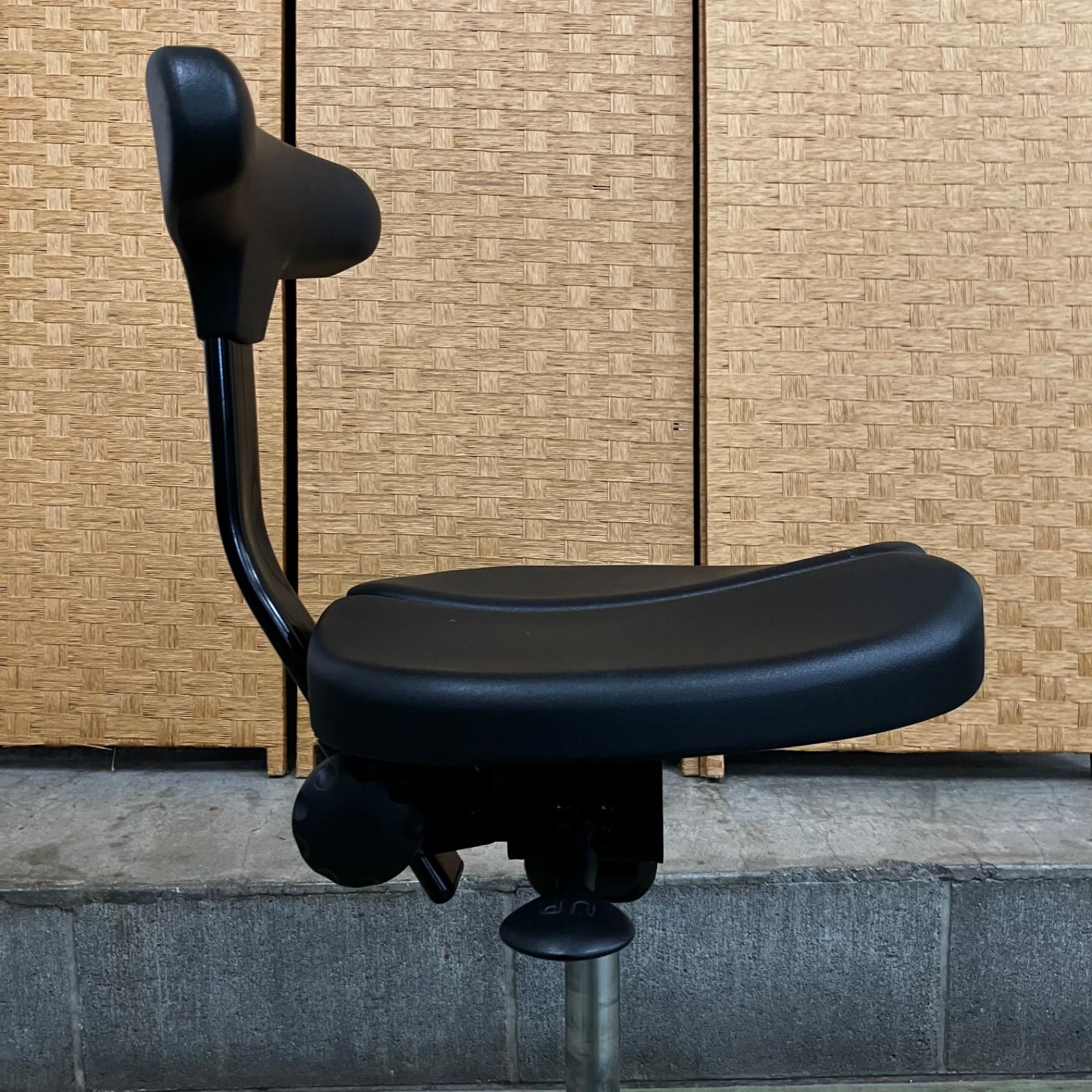 □【値下げ交渉可能】ayurchair アーユルチェア オクトパス ブラック