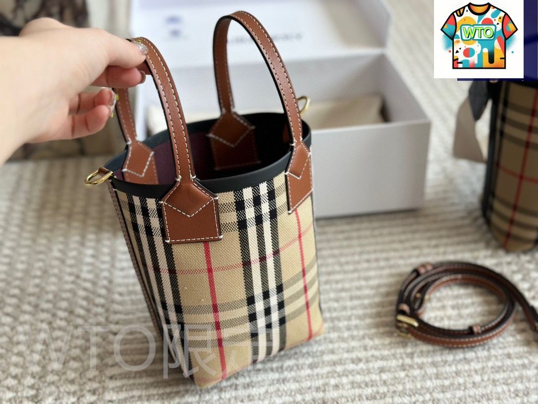 今日特価】Burberry バーバリー ミニ・バケットバッグ クラシック格柄