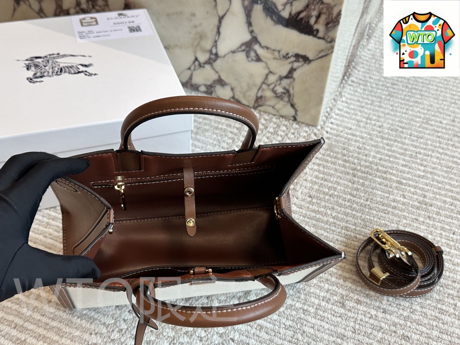 今日特価】Burberry バーバリー ハンドバッグ ヴィンテージ風でシック