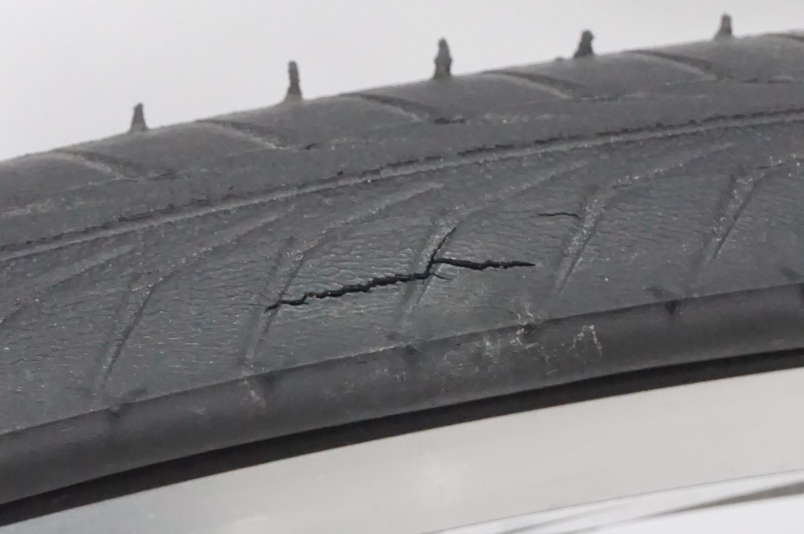 MAVIC 「マヴィック」 AKSIUM シマノ11速 ホイールセット / バイチャリ 