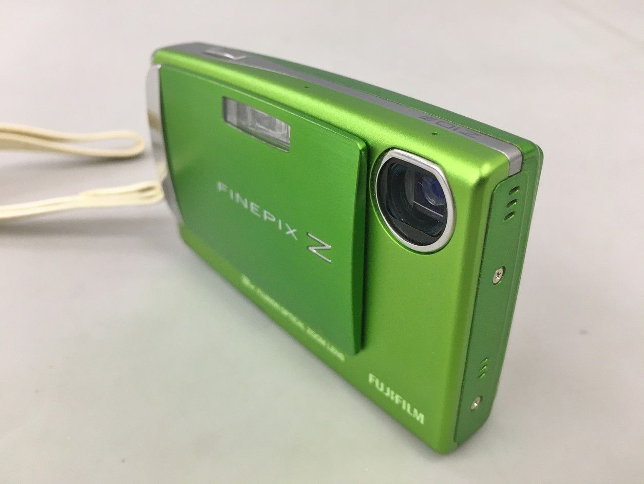 コンパクトデジタルカメラ FinePix Z10fd 富士フイルム FUJIFILM 724万