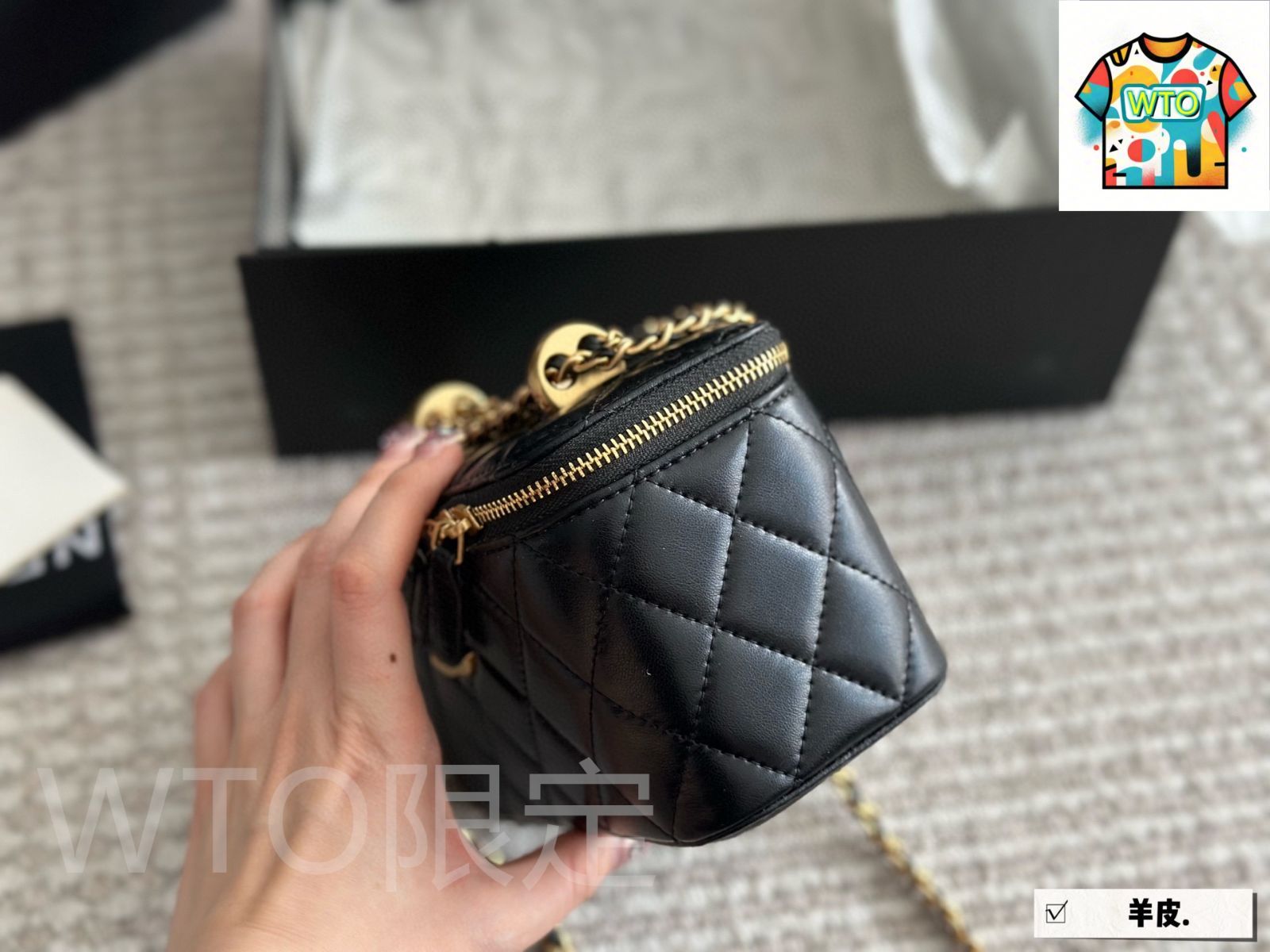 今日特価】Chanel シャネル ダブルボールボックスバッグ ギフト