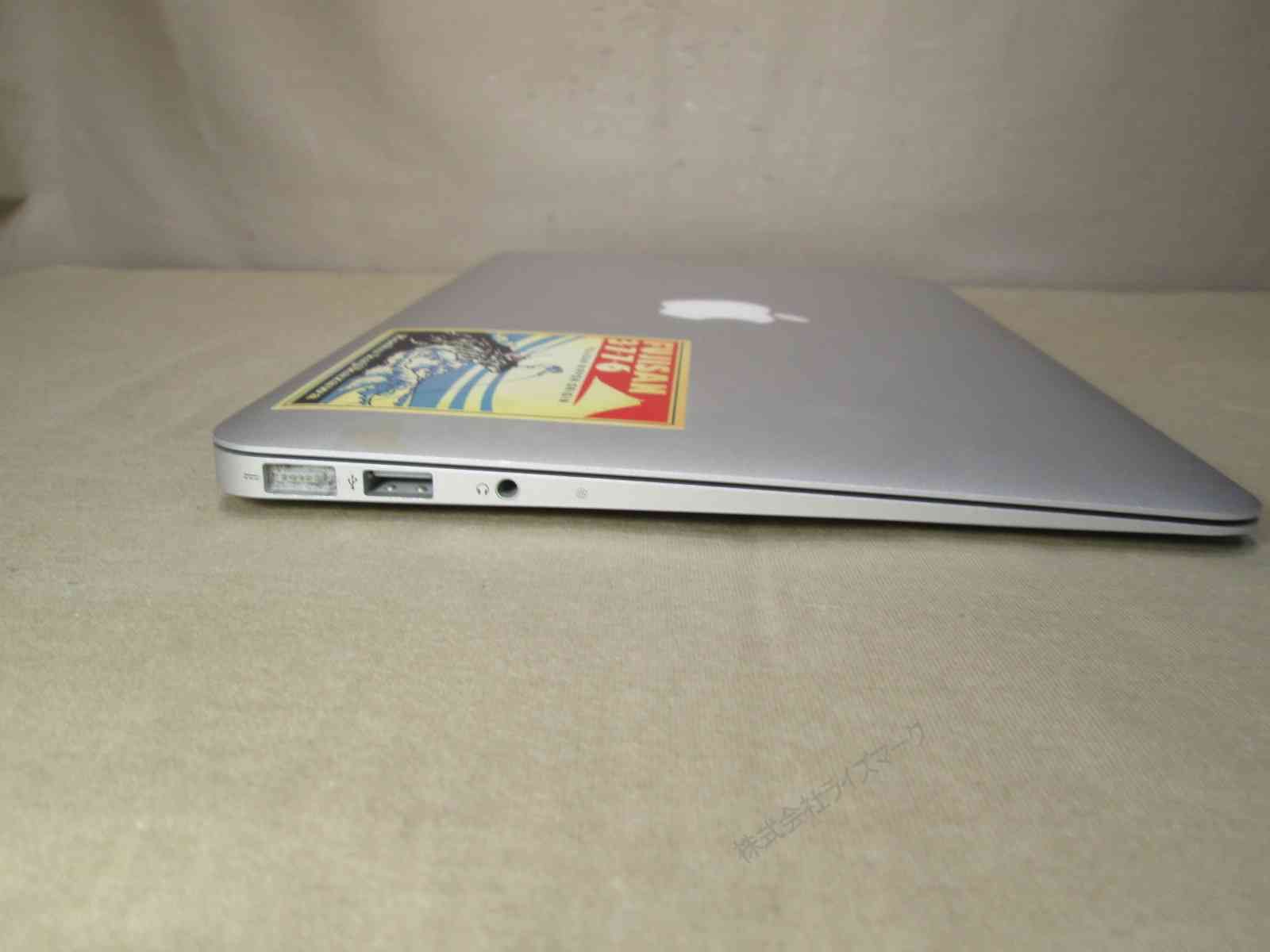 Apple MacBook Air A1370【SSD搭載】電源投入可 ジャンクPC 送料無料