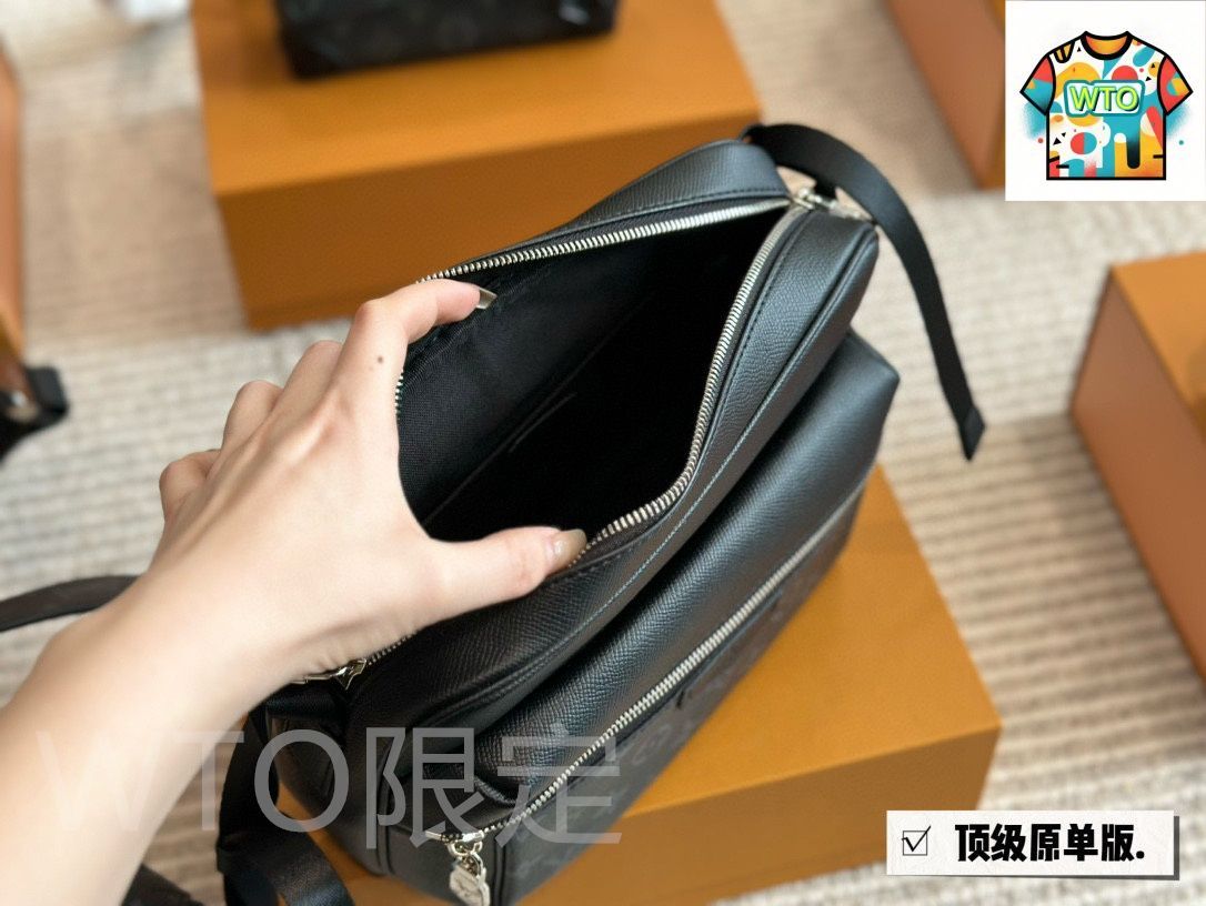 Louis Vuitton メッセンジャーバッグ アウトドアメッセンジャー 今日特価】Louis Vuitton ルイ・ヴィトン アウトドア メッセンジャー