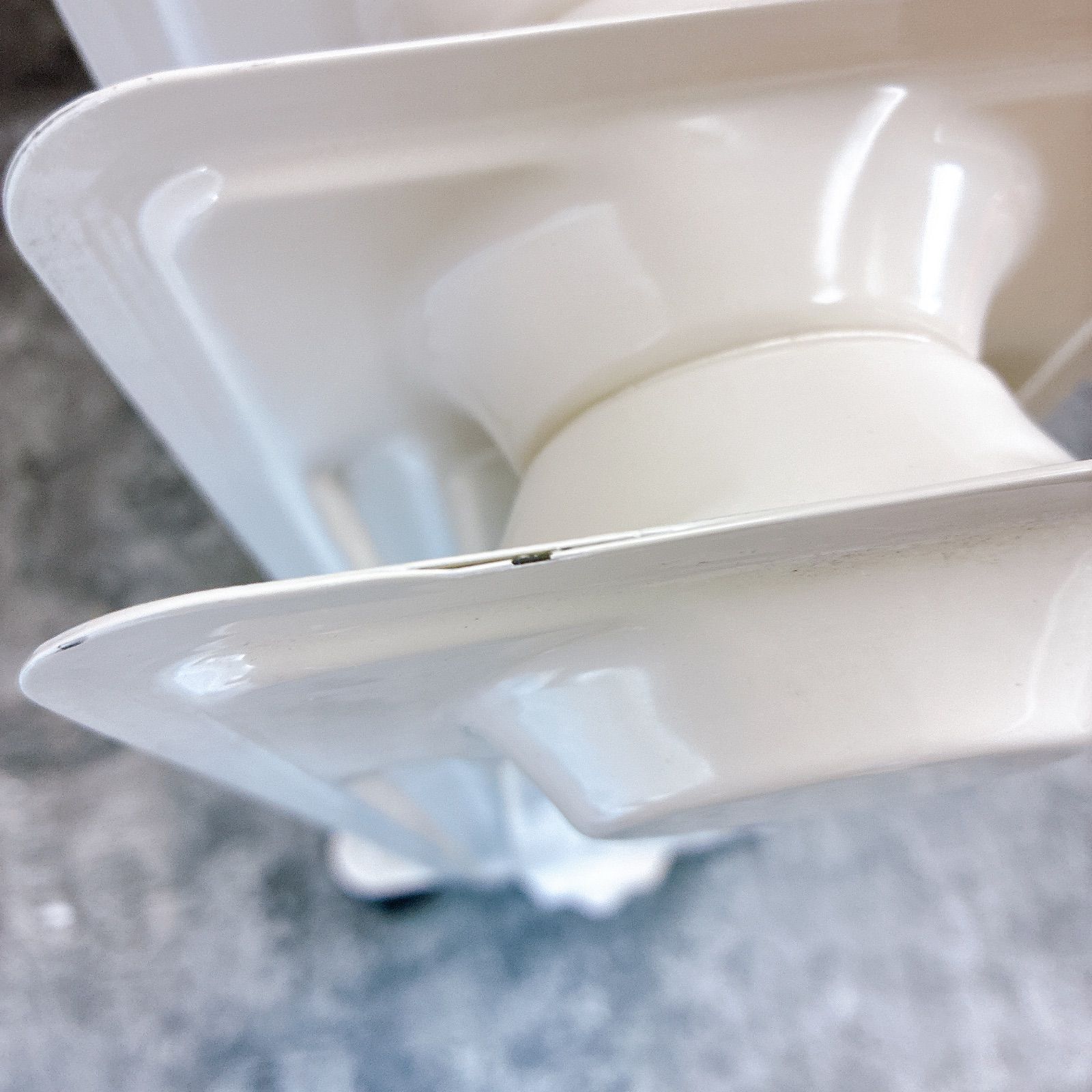 ドイツ製 高年式 オイルヒーター 2023年製 DBK オイルヒーター