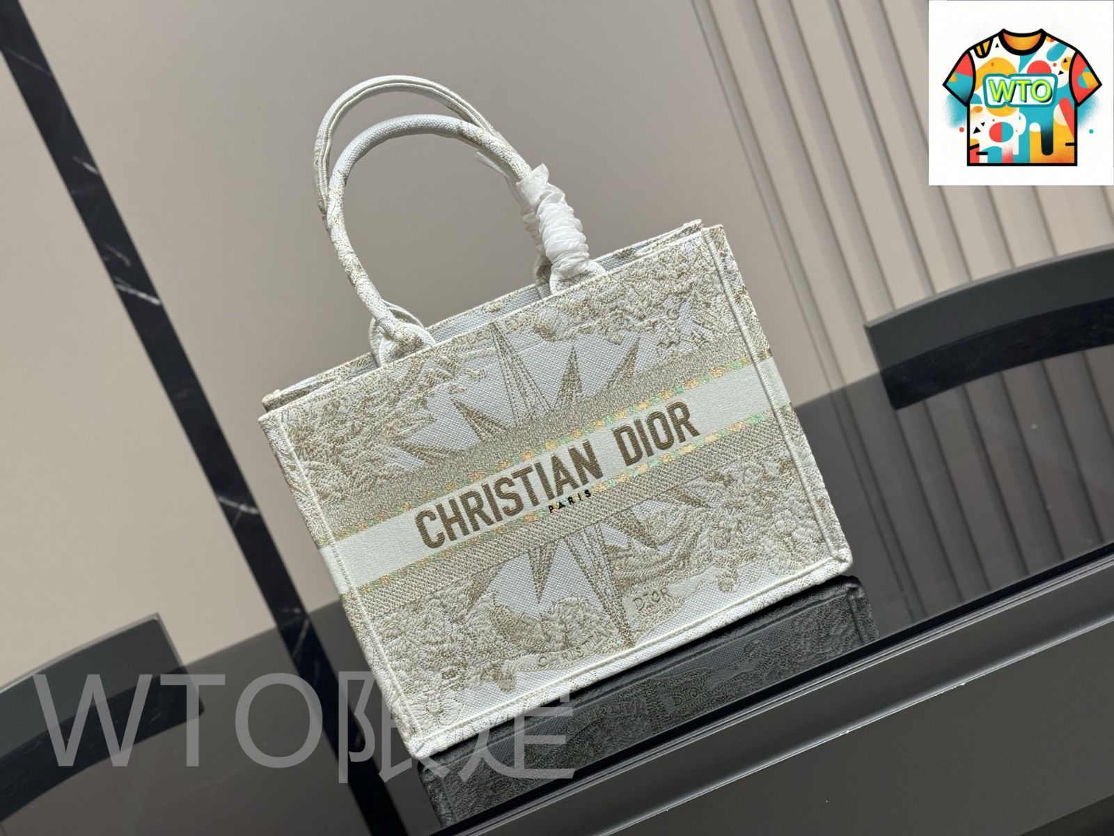 今日特価】Dior ディオール ブックトート 大容量でファッション性に