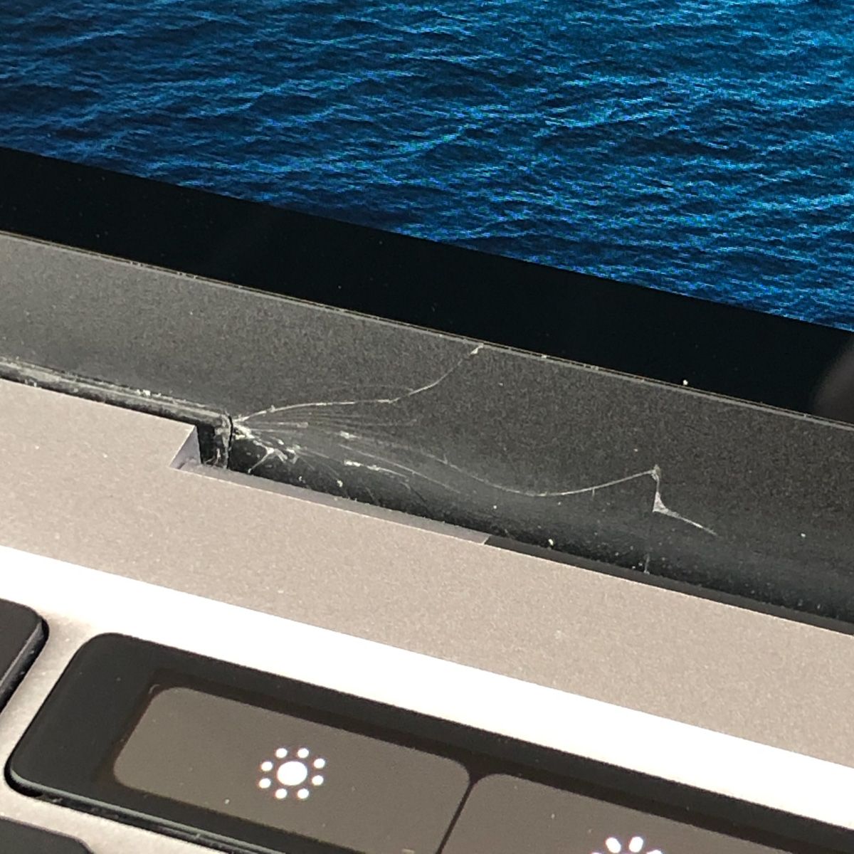 ◇ジャンク品・本体のみ◇Apple MacBook Pro (13インチ 2020