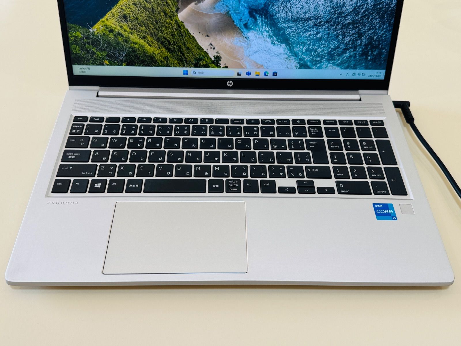 HP ProBook 450 G8 新品SSD&メモリ 美品 充電器付 HP ProBook 450 G8 新品SSD&メモリ 美品 充電器付 - メルカリ