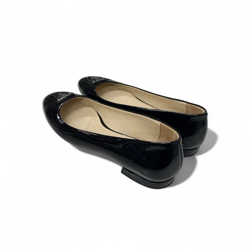 プラダ PRADA フラットシューズ 靴 シューズ パテント ブラック 黒 トライアングルロゴ プラダ PRADA フラットシューズ 靴 シューズ パテント ブラック 黒