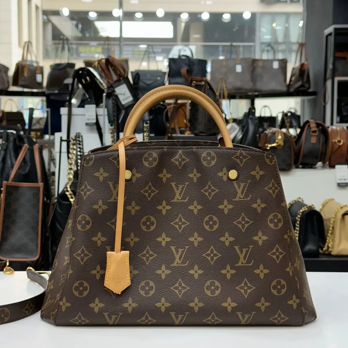 未使用 Louis Vuitton モンテーニュMM モノグラム トートバッグ 残少 LV ルイヴィトン モンテーニュMM モノグラムレザー バッグ (Louis