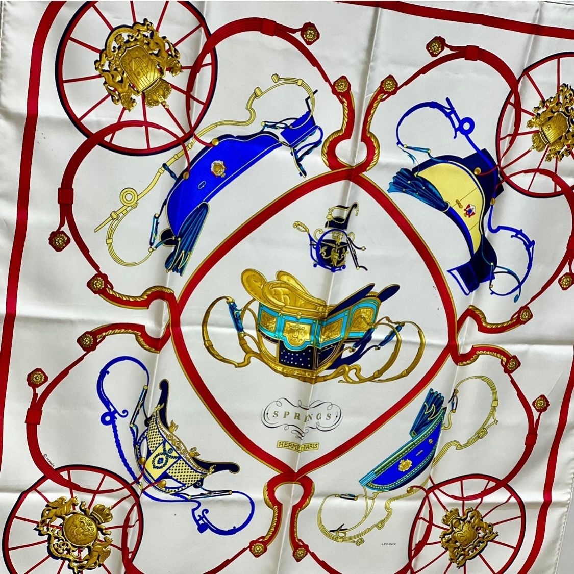 エルメス　シルクスカーフ　カレ90 スプリング・スプリング エルメス カレ90 SPRINGS シルクスカーフ スプリング ダークブルー