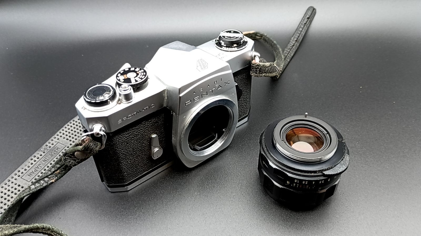 カメラ「ASAHI PENTAX SPOTMATIC」（アサヒペンタックス スポット