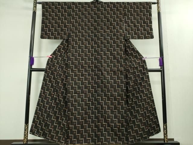 平和屋着物□極上 国指定重要無形文化財 本場久米島紬 手織 逸品 未