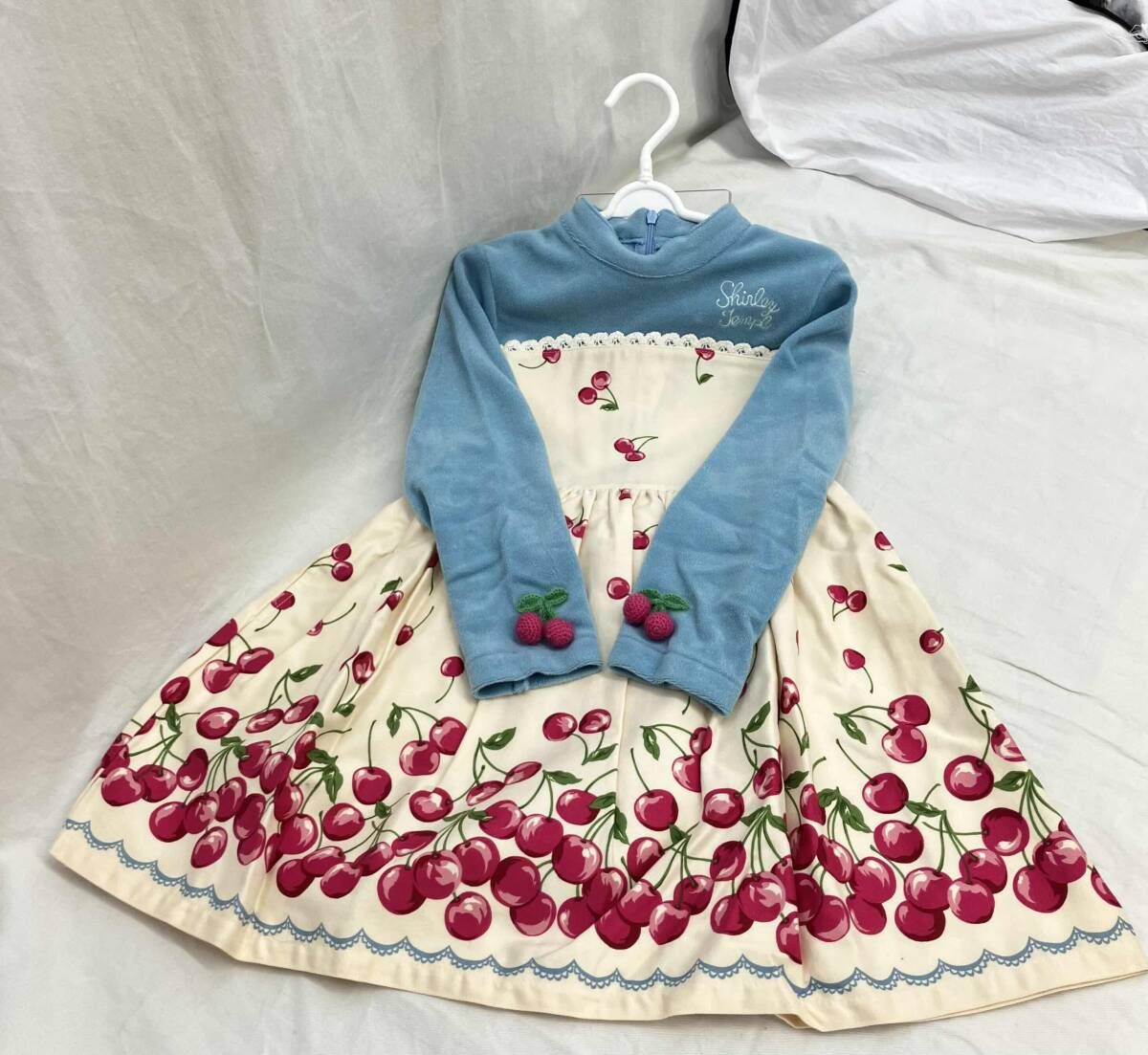 Shirley Temple シャーリーテンプル さくらんぼ柄 ワンピース オフ