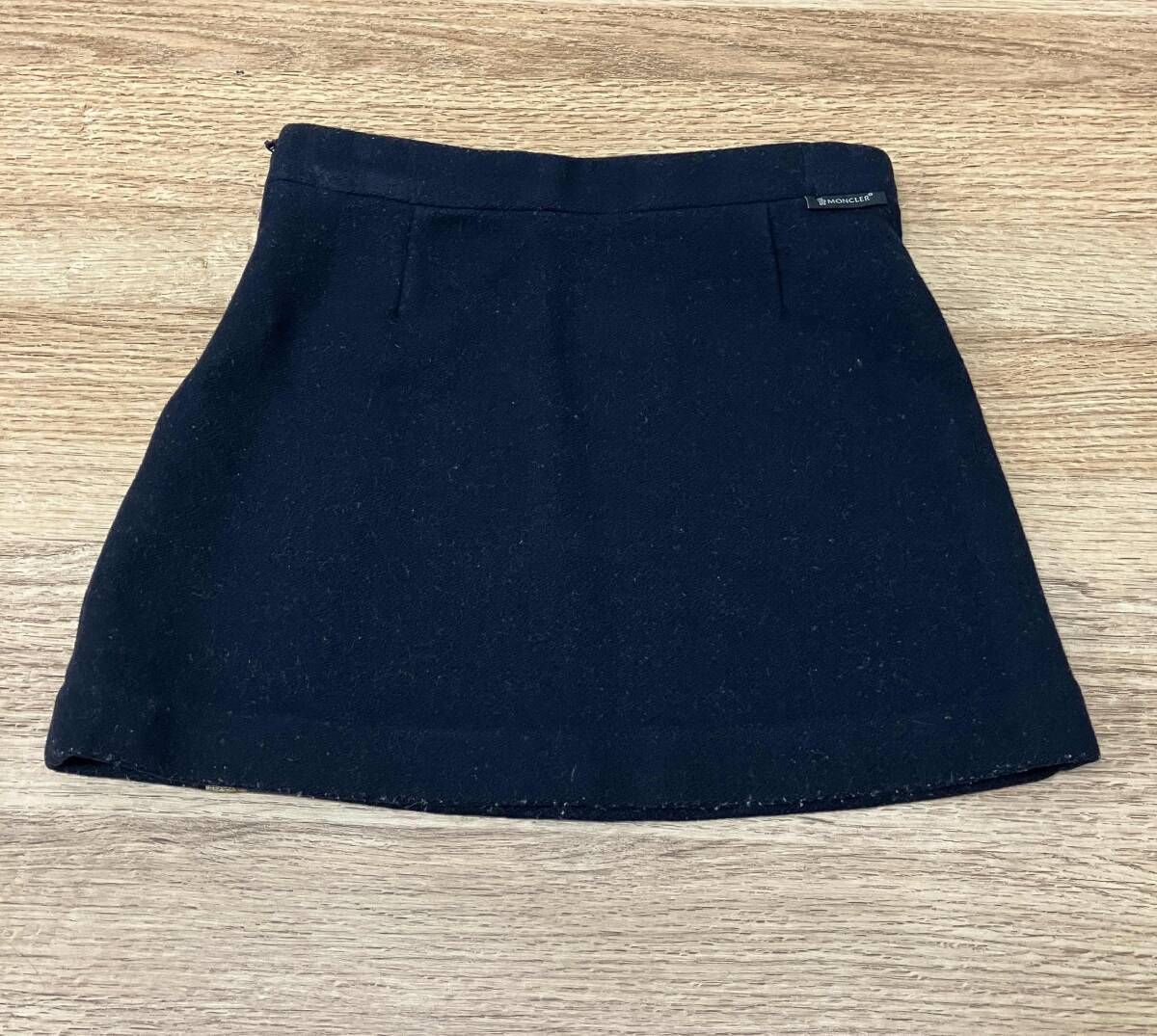 ☆キッズ MONCLERモンクレール スカート 6an 116 110 コレクション 120