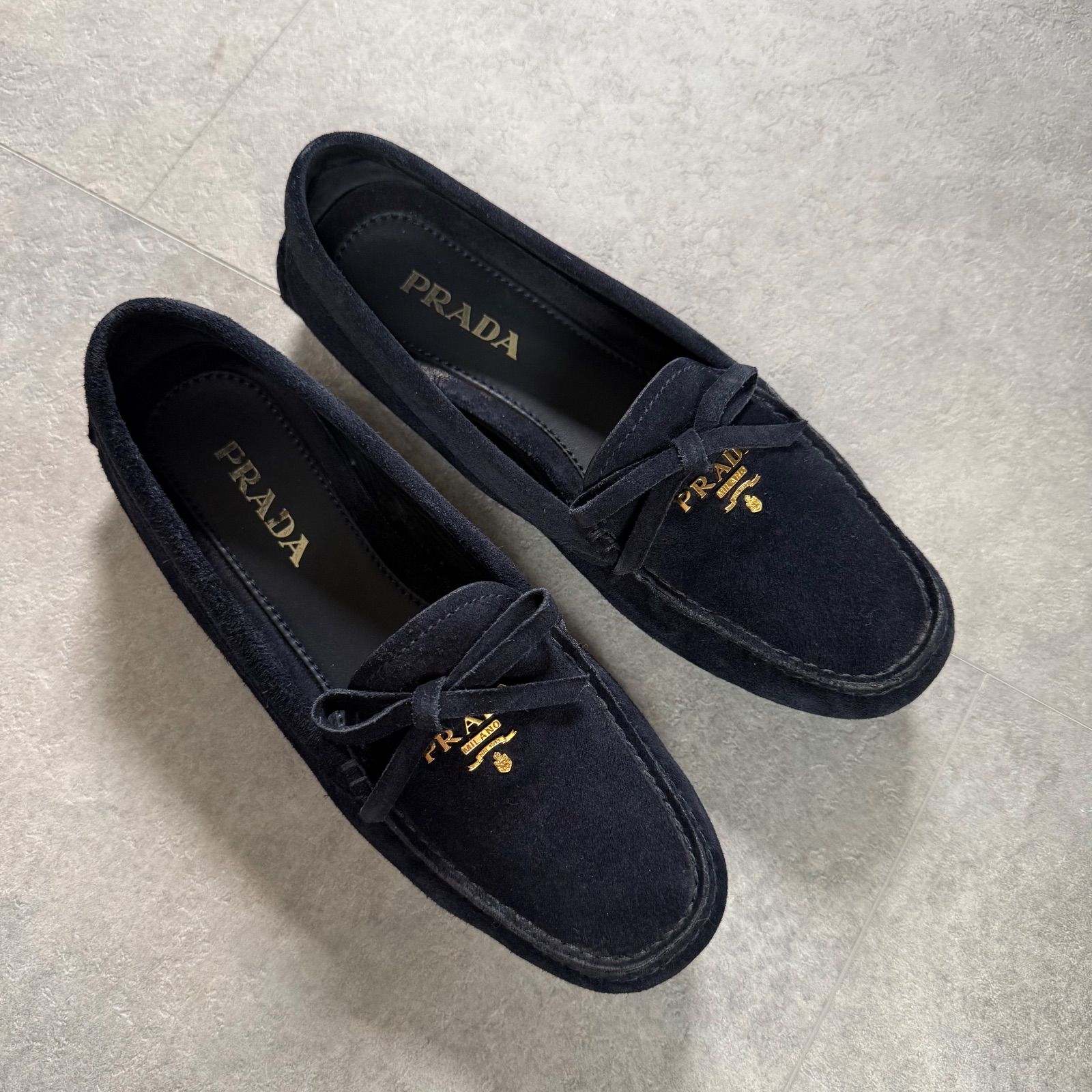PRADA プラダ ロゴ リボン ドライビングシューズ ネイビー PRADA