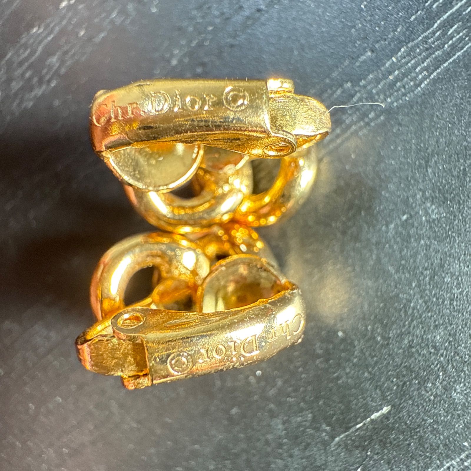 Dior リボンモチーフ イヤリング Christian Dior リボンモチーフイヤリング ゴールドカラー 美品 - メルカリ