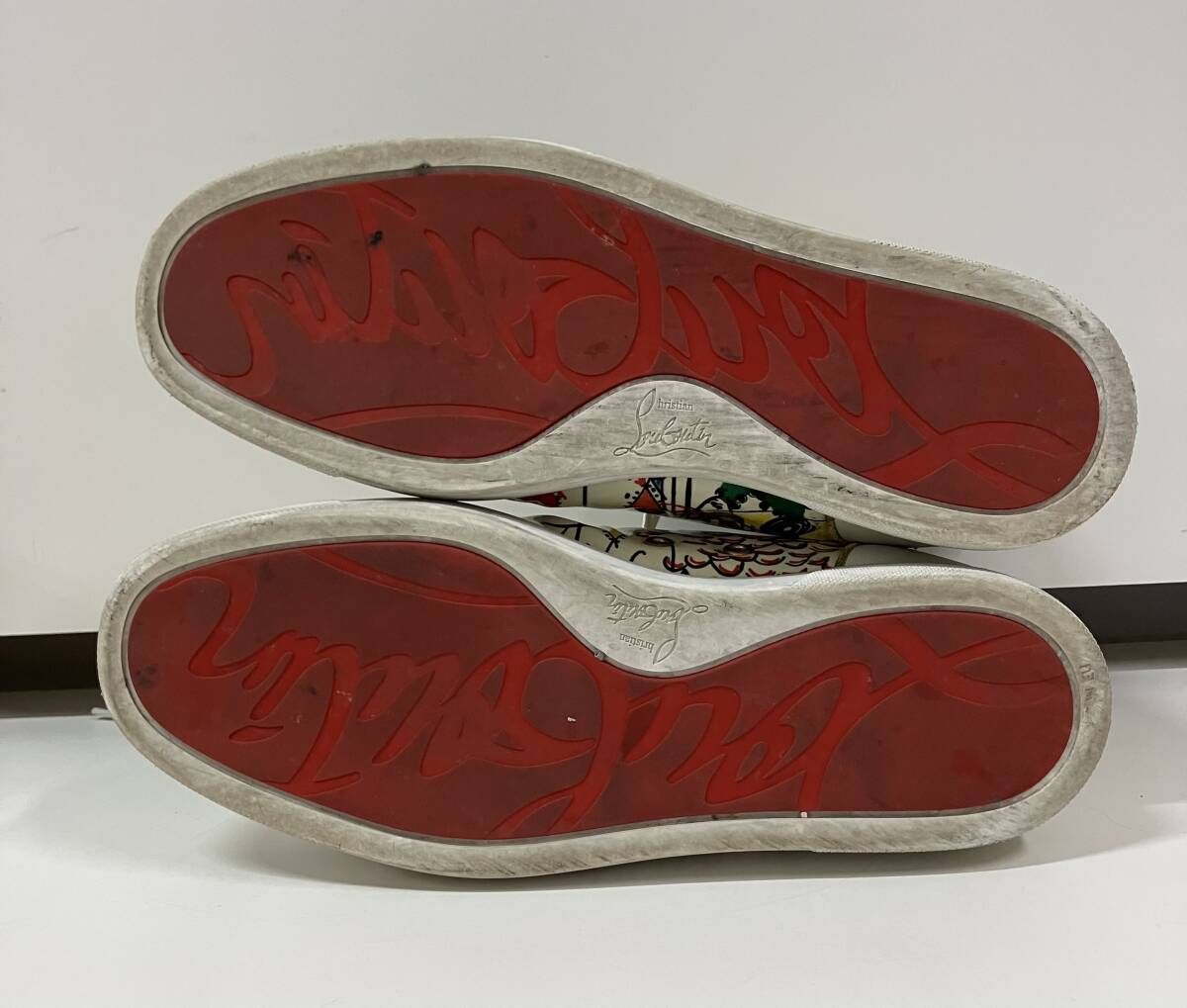 Christian Louboutin クリスチャンルブタン イラストパテント 