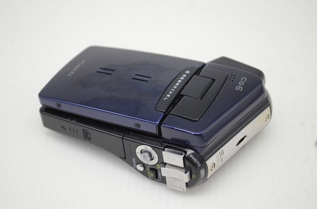 サンヨー　xacti　レア　希少 三洋、フルHD/MPEG-4 AVC録画が可能な新「Xacti」