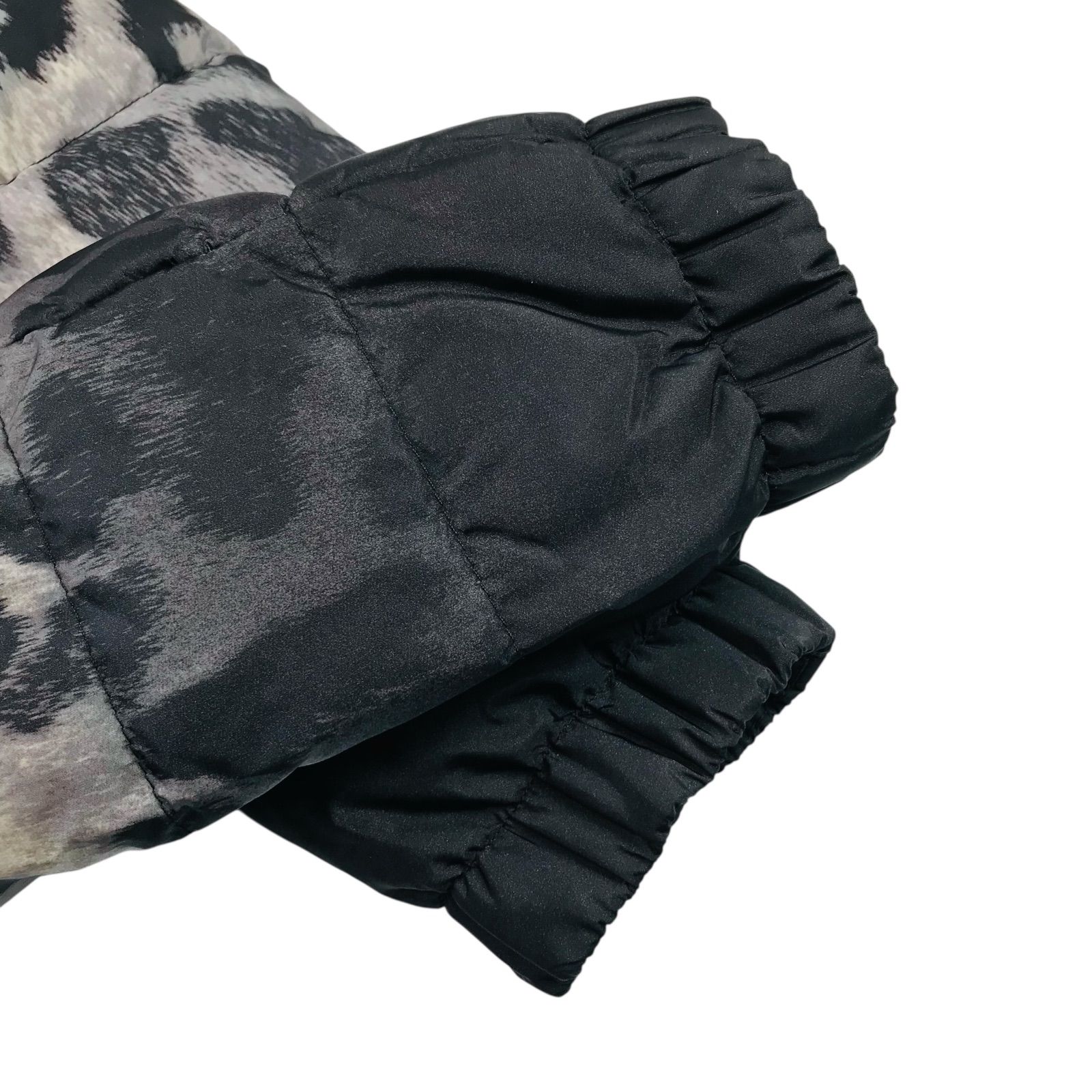 MONCLER モンクレール SABY ダウンジャケット レオパード レディース 美品☆MONCLER・モンクレール SABY レディース ブランドアイコン