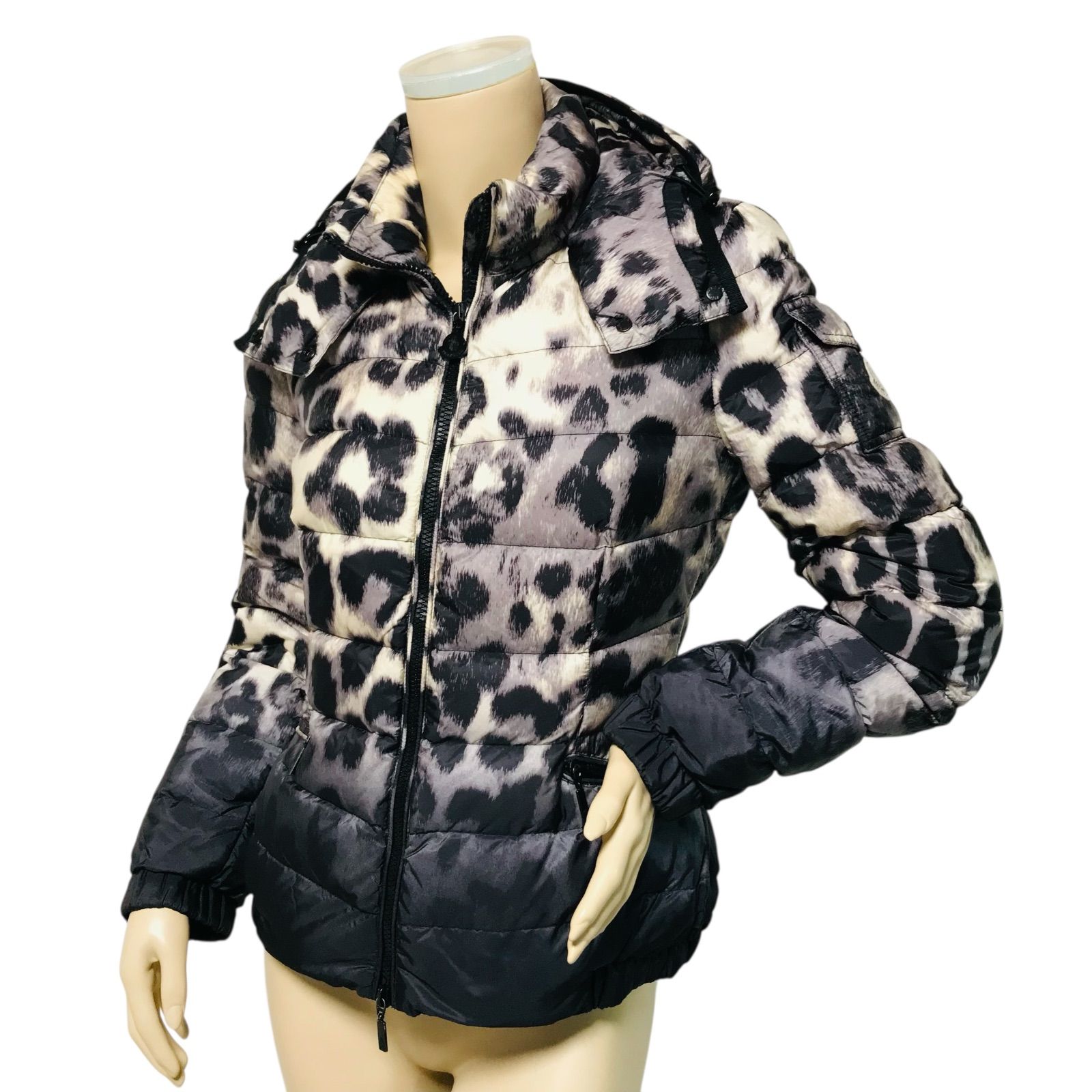 美品☆MONCLER・モンクレール SABY レディース ブランドアイコン